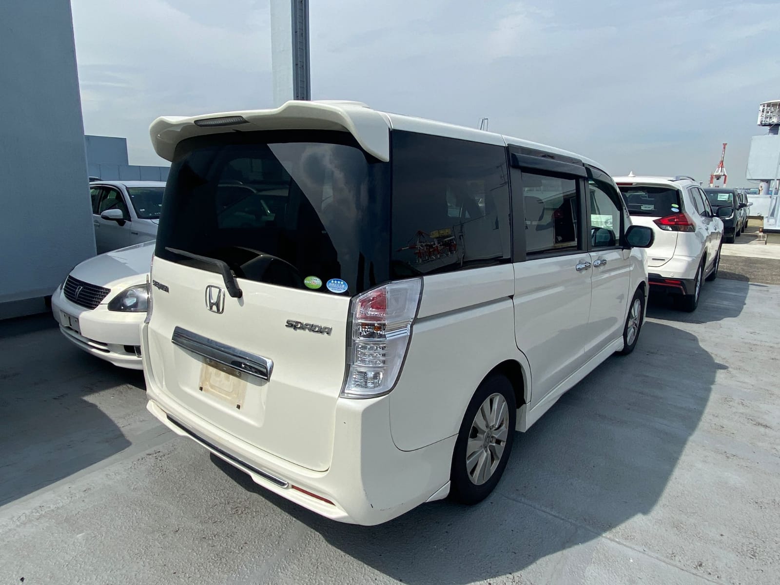 HONDA STEP WAGON 2012 White